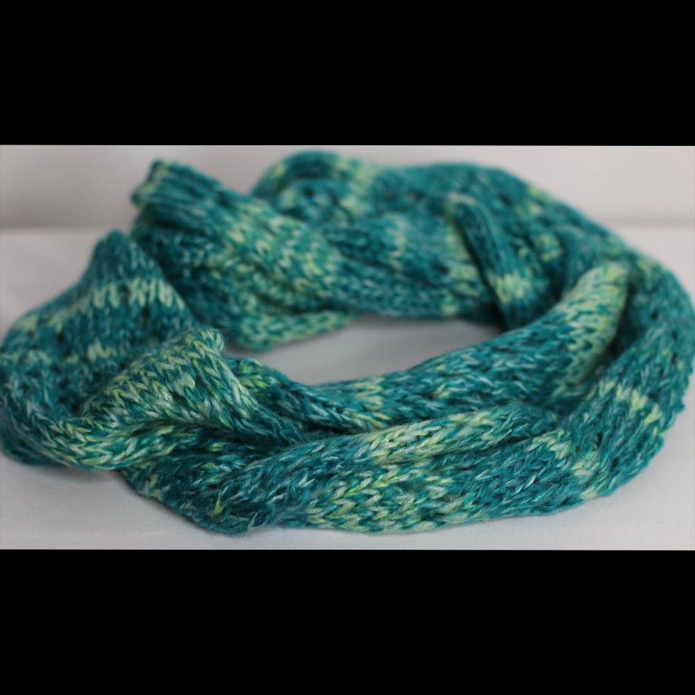 Green and Blue Knit Scarf - Image 2