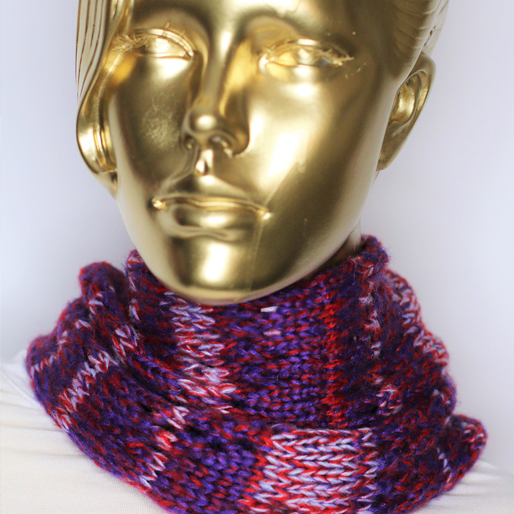 Red and Purple Pattern Knit Scarf